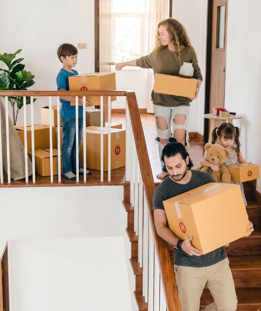 florida mover services FDM family moving with professional movers in Florida
